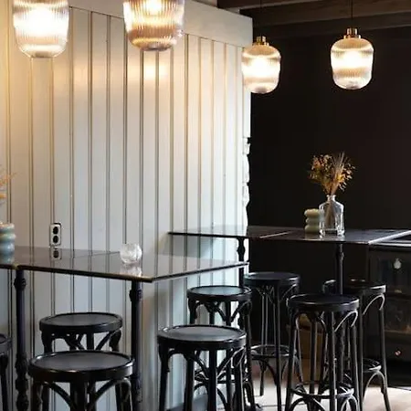 Groeps-, Retreat- En Trainingsaccomodatie De Waterkroon! Villa Wieringerwaard