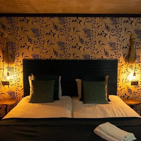 Groeps-, Retreat- En Trainingsaccomodatie De Waterkroon!