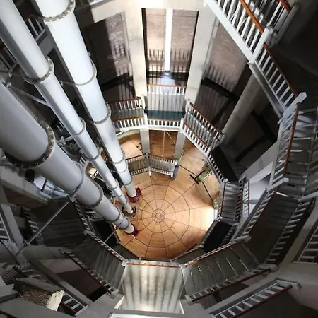 Groeps-, Retreat- En Trainingsaccomodatie De Waterkroon! Wieringerwaard